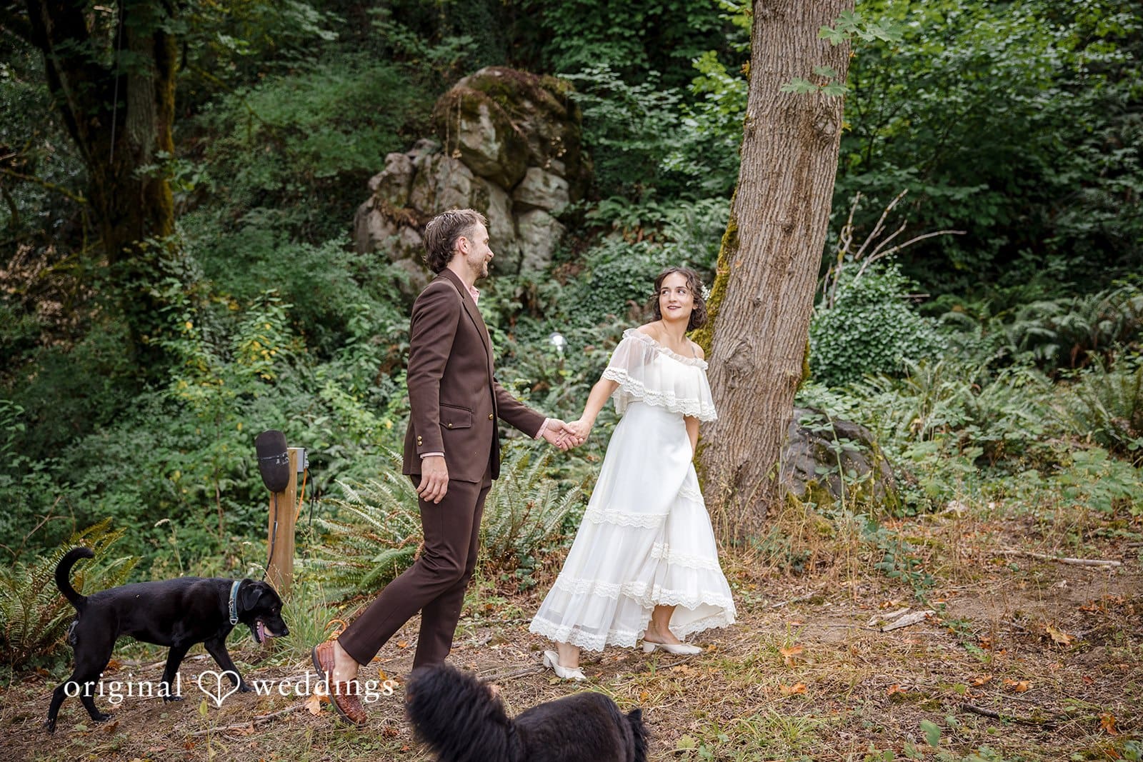 Oregon Backyard Wedding // Nicolette & Michael -