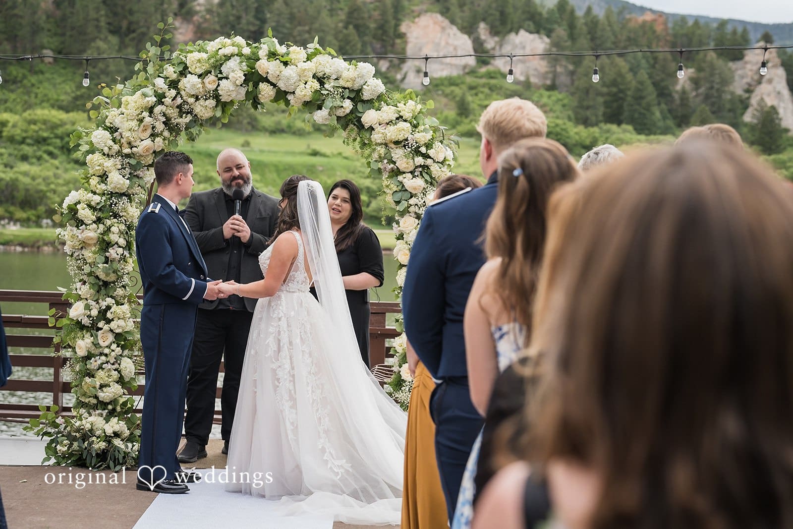 Perry Park Country Club Wedding // Victoria & Nicholas -