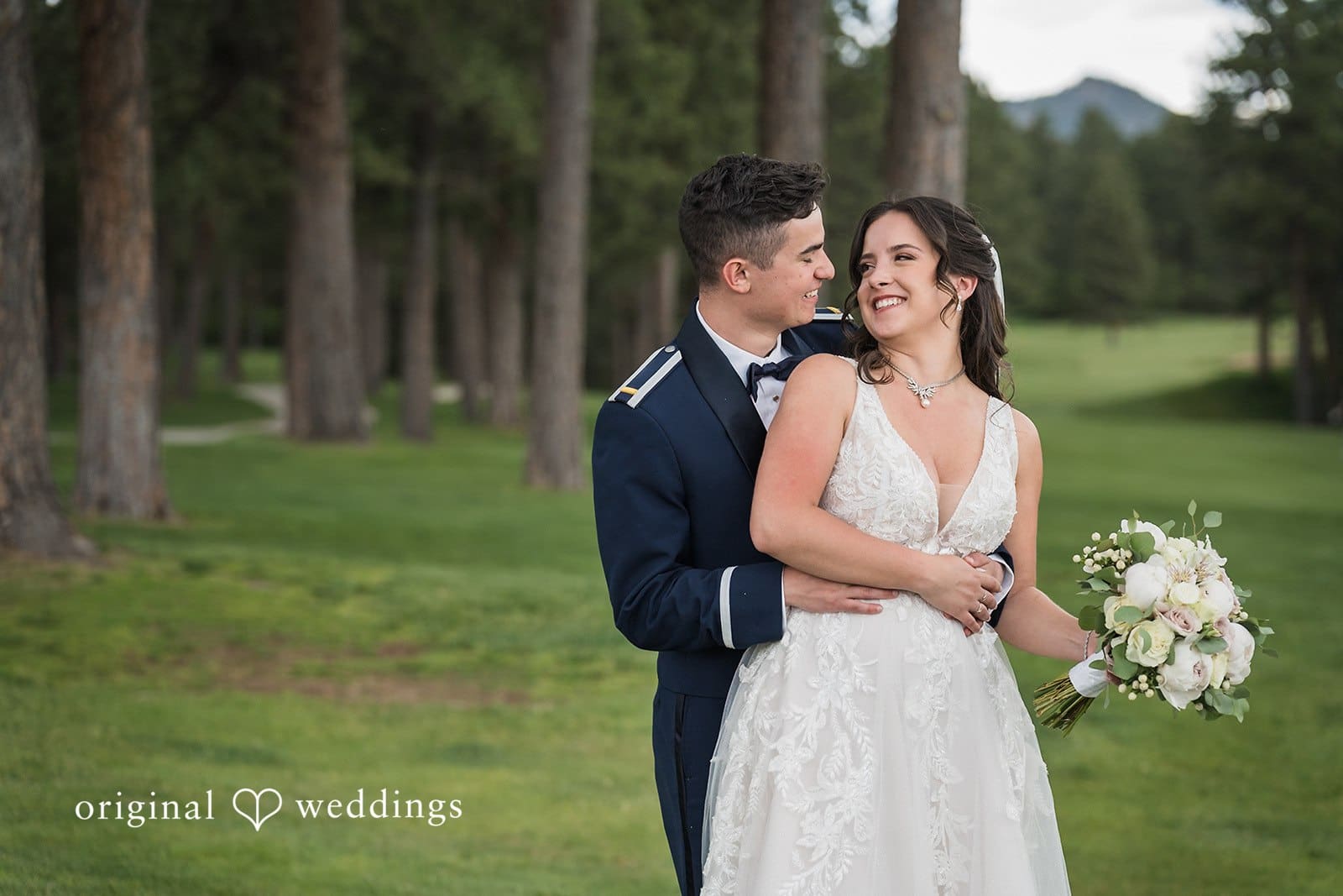 Perry Park Country Club Wedding // Victoria & Nicholas -
