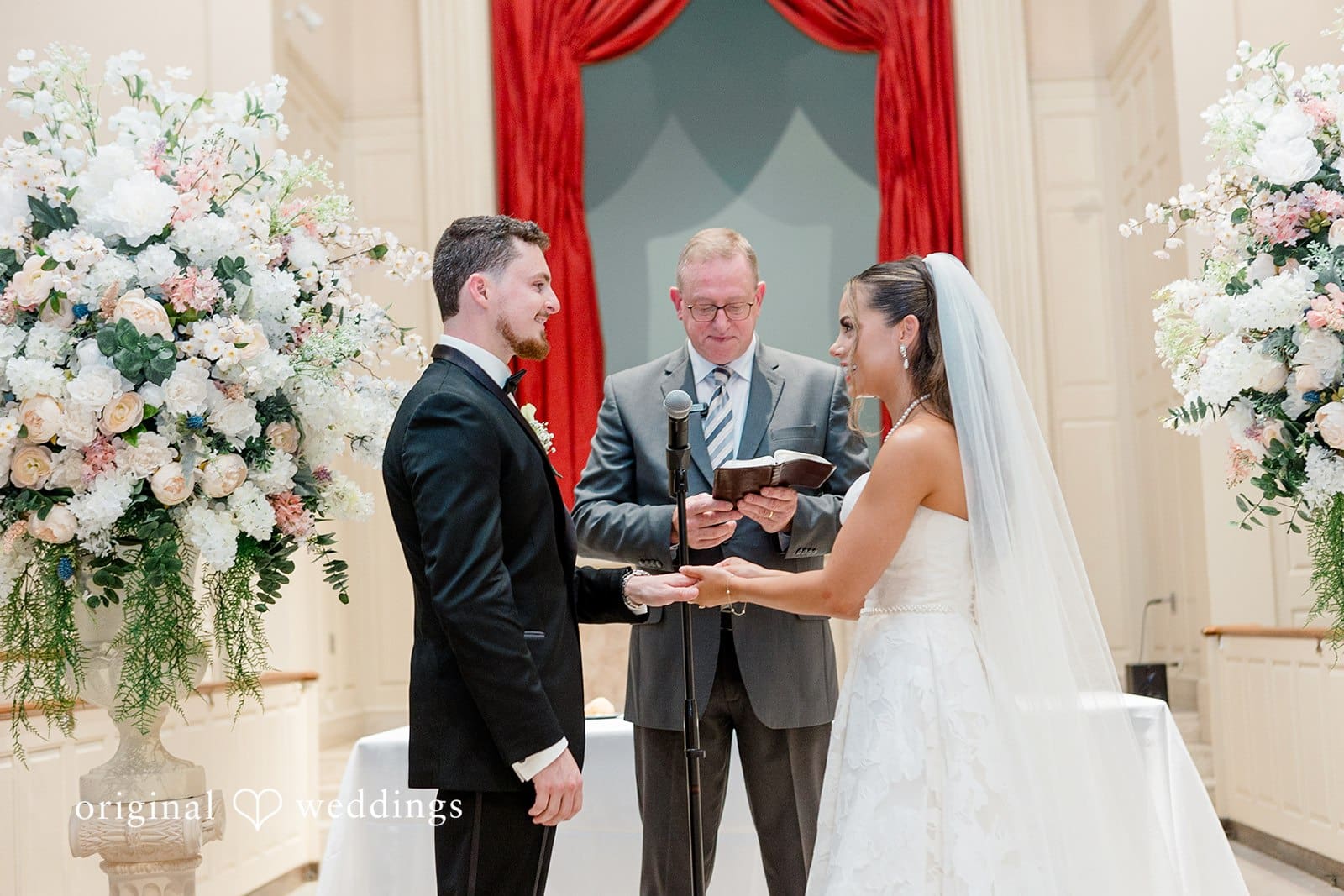 Pleasant Valley Country Club Wedding // Timothy & Victoria -