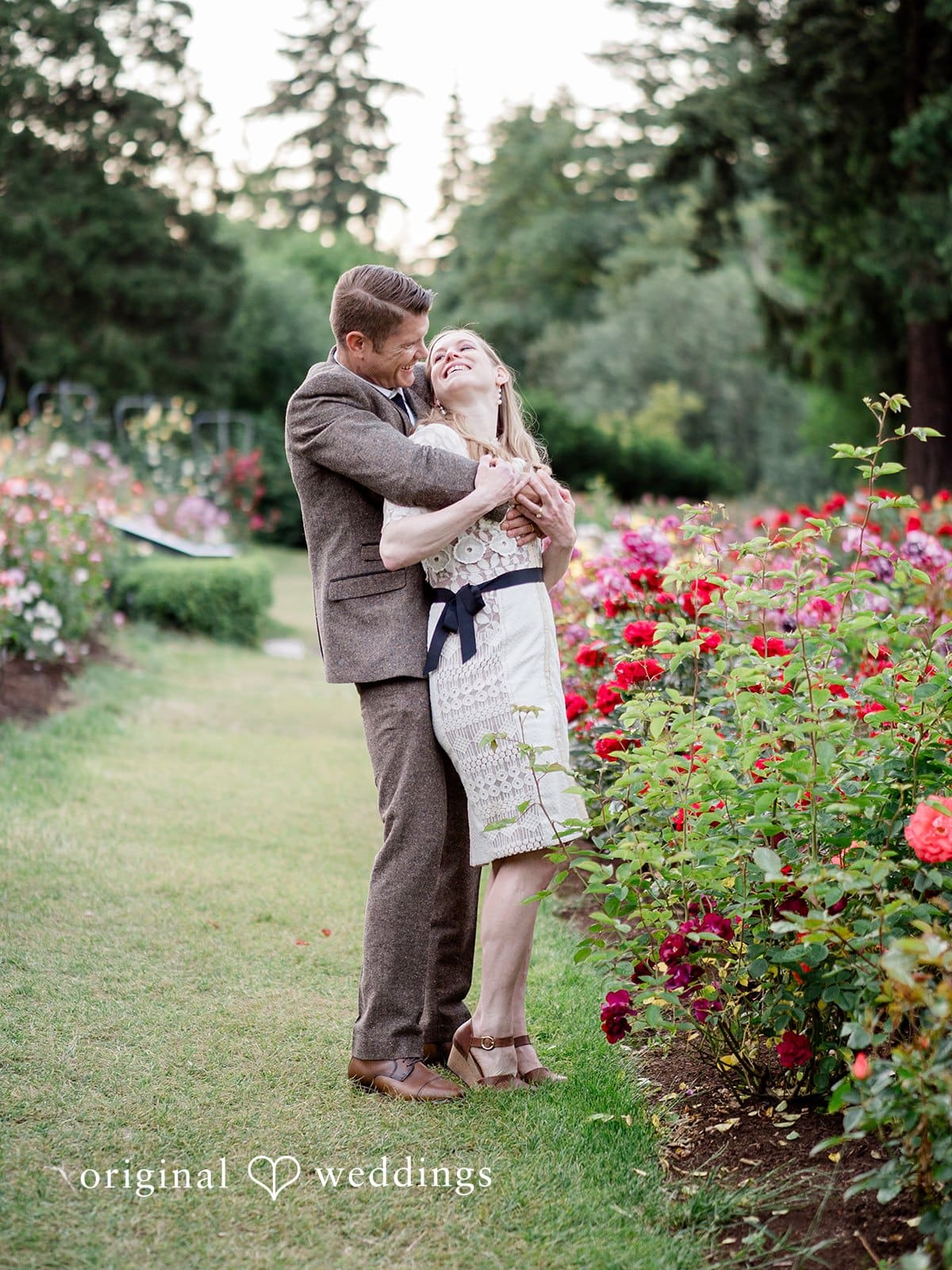 Portland International Rose Garden Engagement // Elizabeth & Daniel -