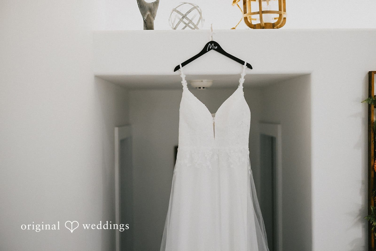 Roads End Beach Wedding // Kassi & Nolan -
