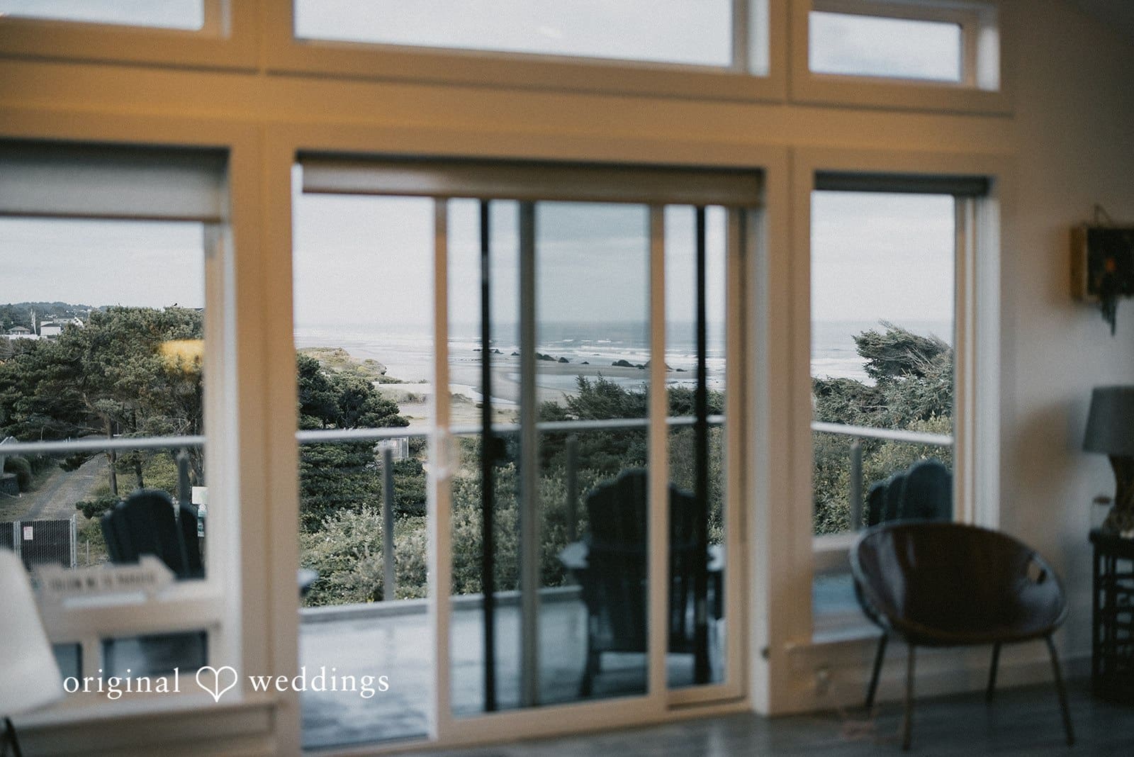 Roads End Beach Wedding // Kassi & Nolan -