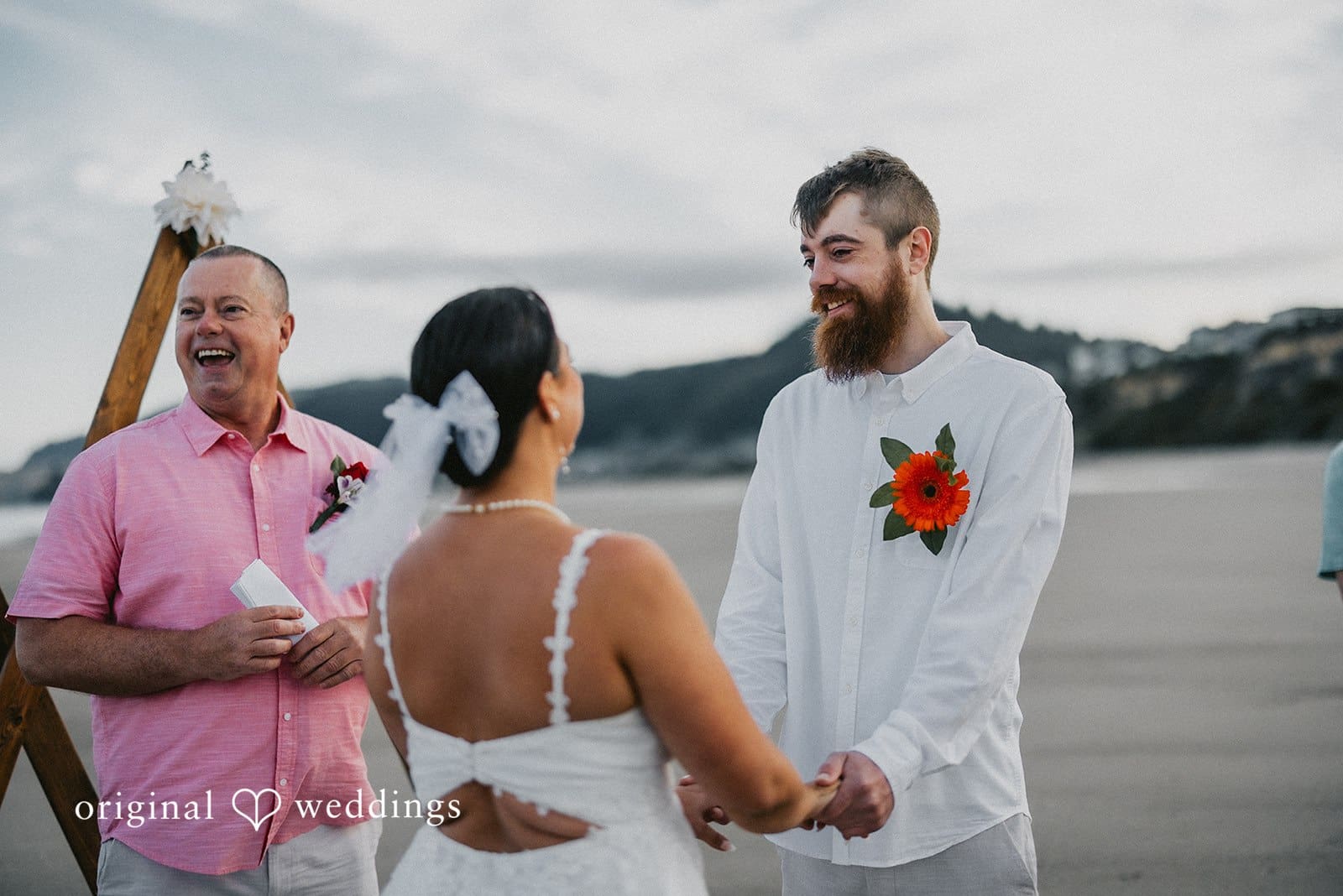 Roads End Beach Wedding // Kassi & Nolan -