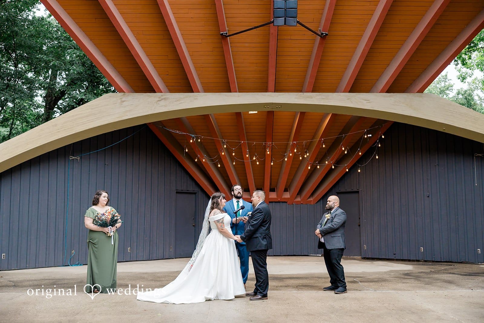 Rockford Museum Park Wedding // Kaitlyn & Ezra -