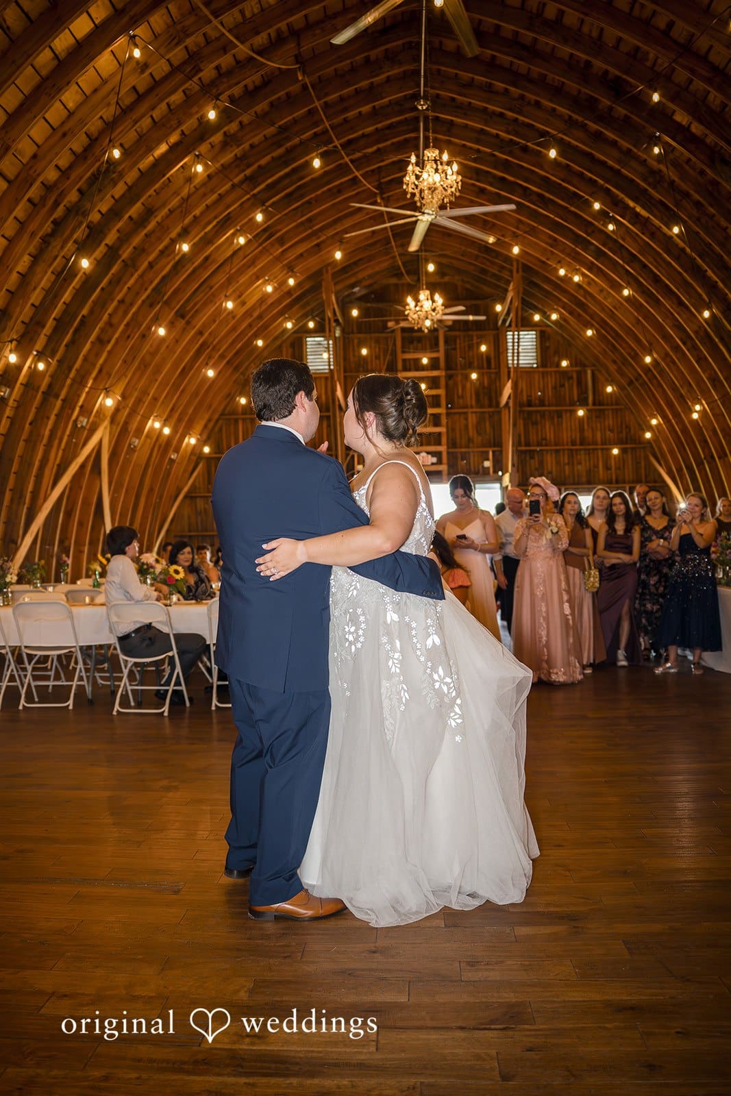 Rustique Barn Wedding // Mariana & Alexey -