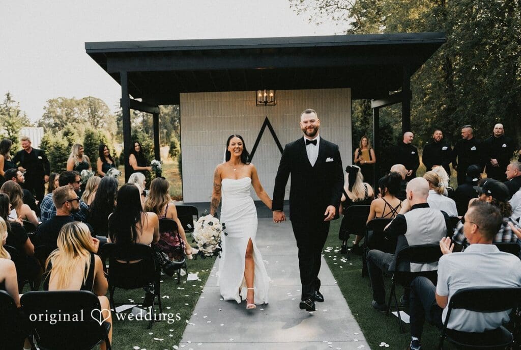 Jessie + Richard Sage & Social Wedding // Jessie & Richard -