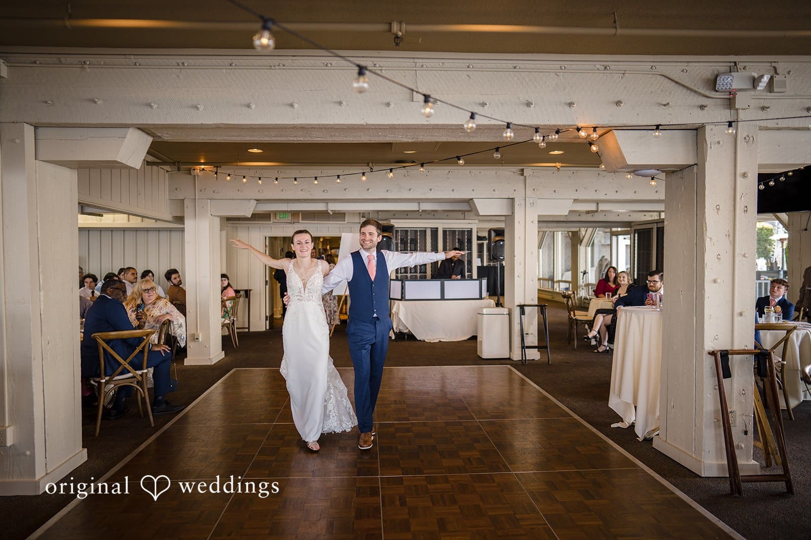 Salty's at Alki Wedding // Erin & James -