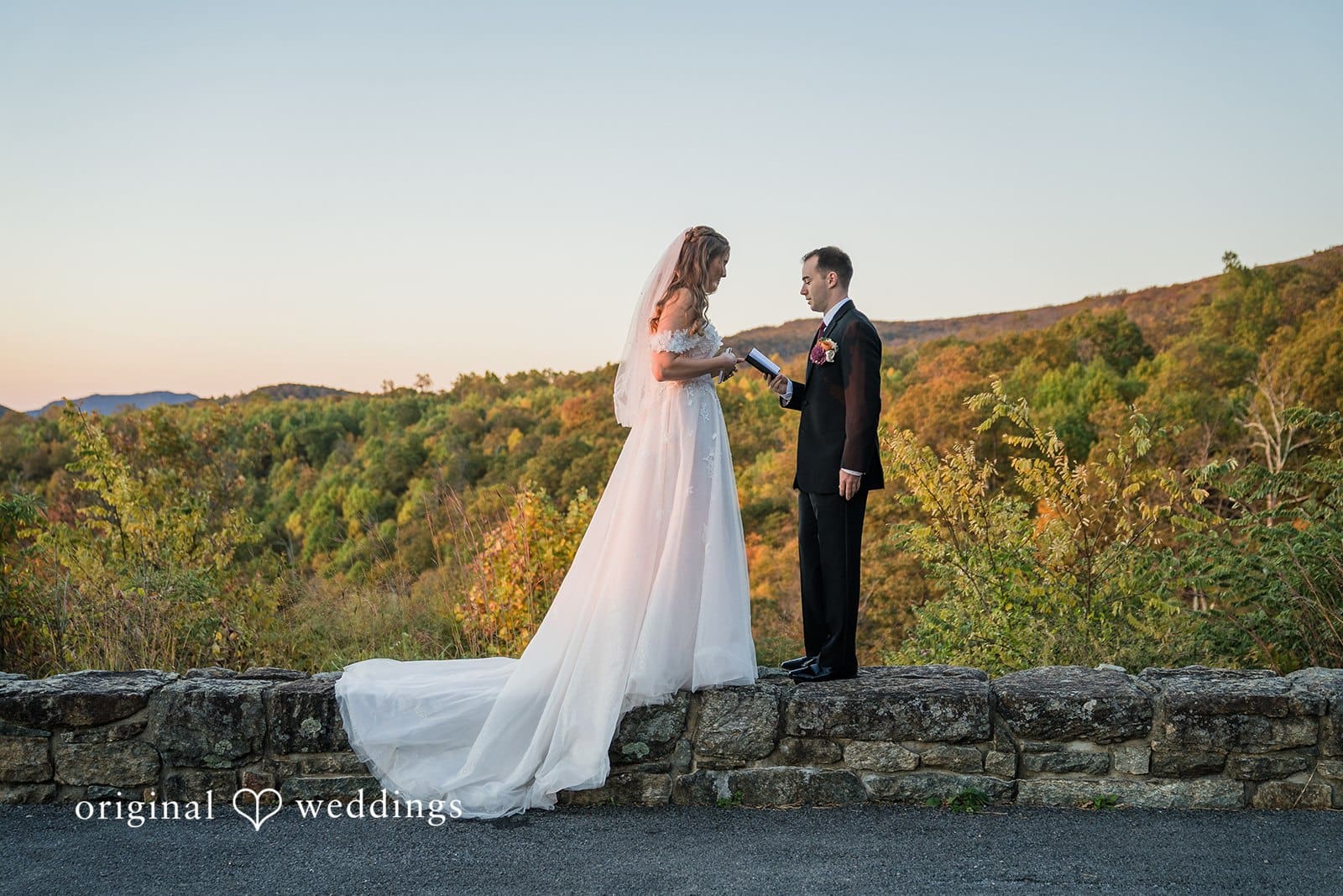 Shenandoah NP Jewell Hollow Overlook Wedding // John & Jesse -