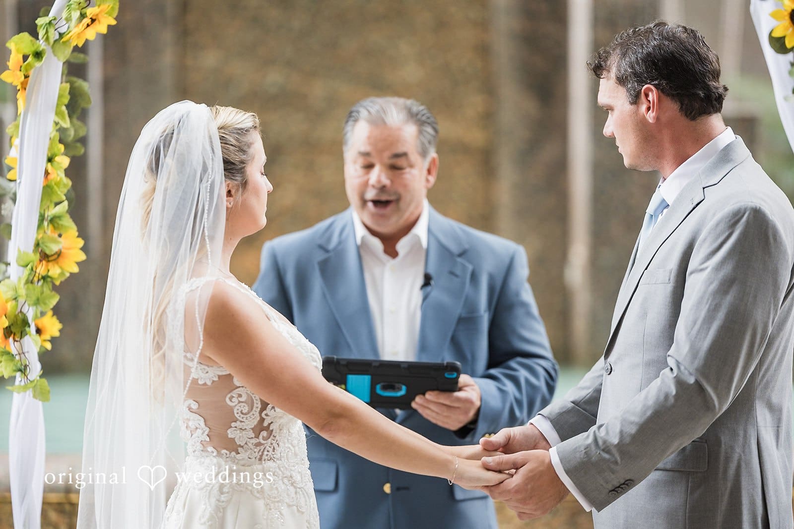 Centre Club Tampa Wedding // Levi & Kristin -