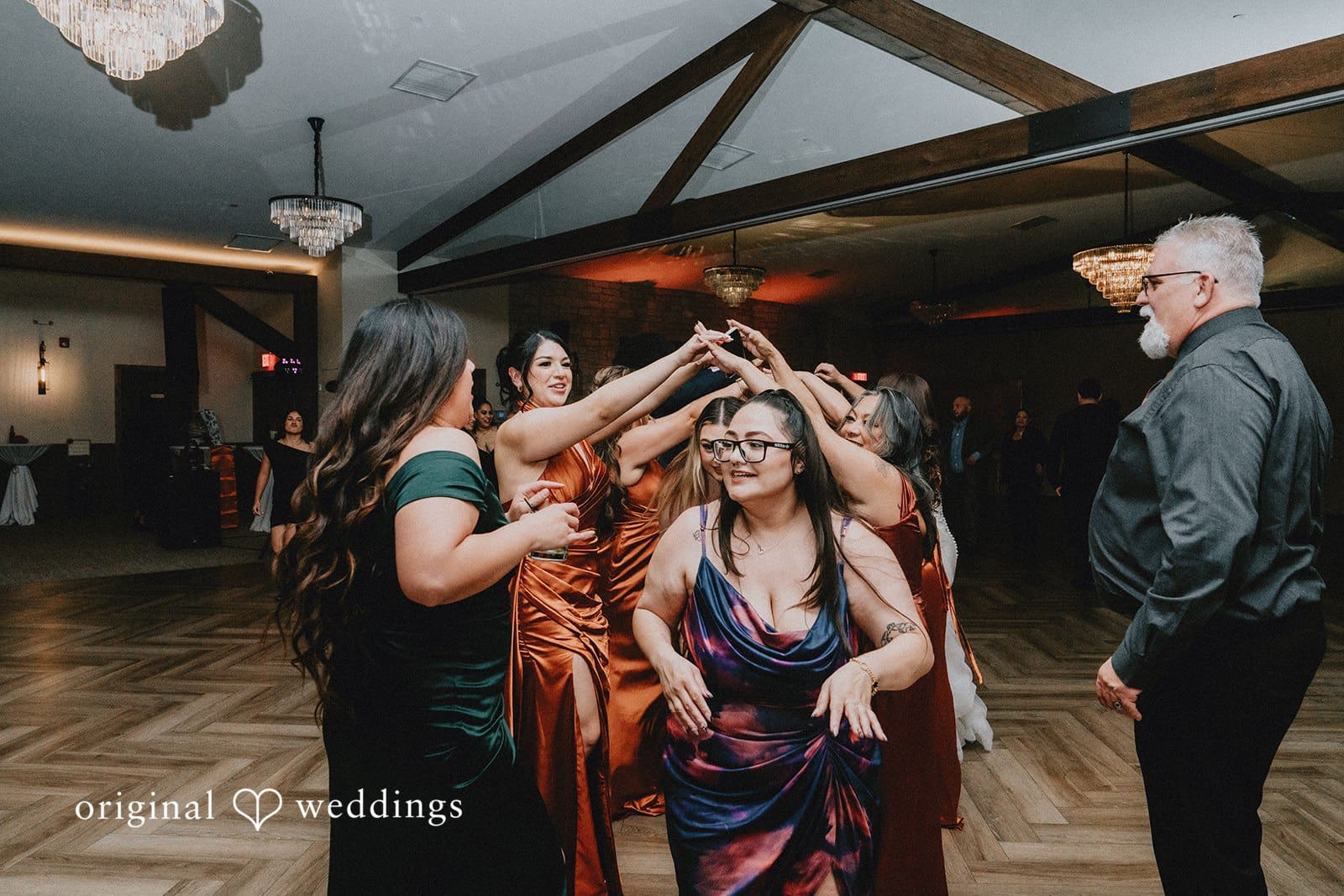 Signature Barn Banquet Hall Wedding // Jessica & Kevin -