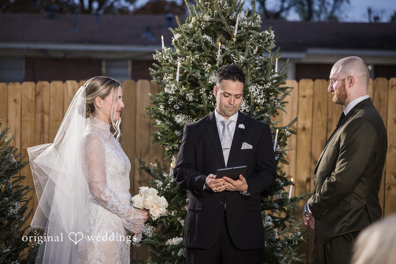 Texas Backyard Wedding // Laura & Matthew -