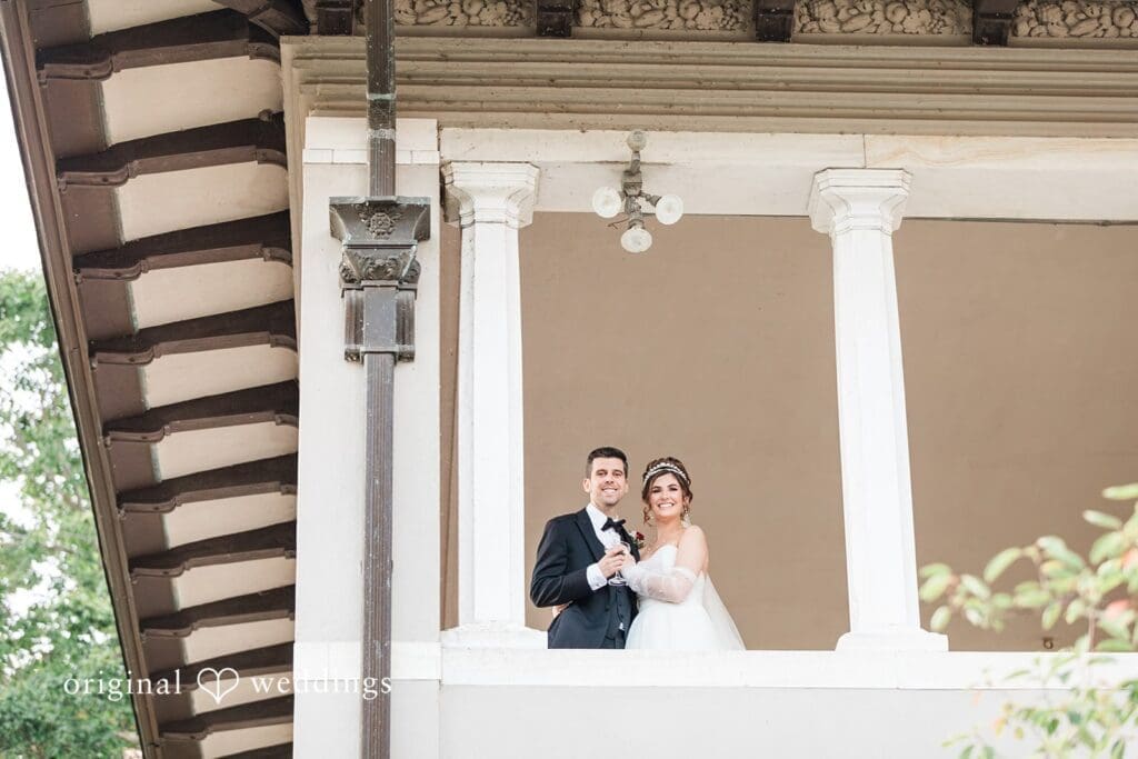 The Armour House Wedding // Samantha & James in Airy Style -