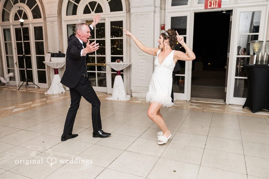 The Armour House Wedding // Samantha & James in Airy Style -
