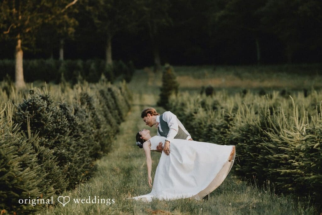 The Barn at Maple Lane Farms Wedding // Emmanuelle & Christian -