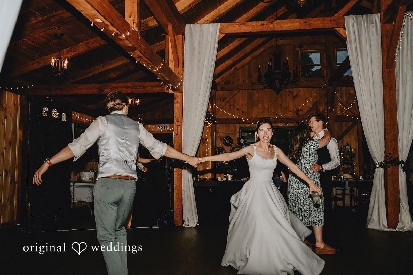 The Barn at Maple Lane Farms Wedding // Emmanuelle & Christian -