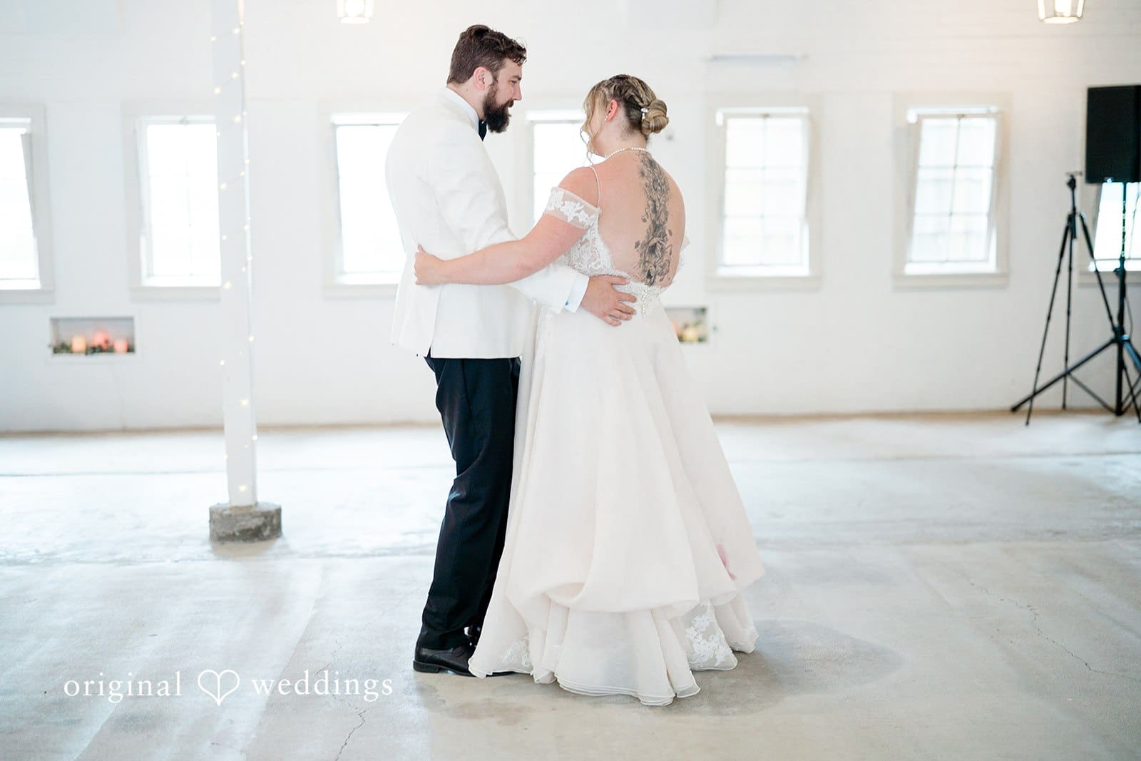The Barn at Sunrise Ridge Wedding // Erin & Christopher -