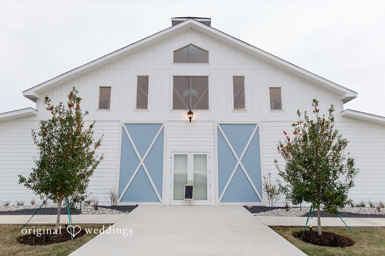 The Cinnamon Barn Wedding // Jillian & Darrell -