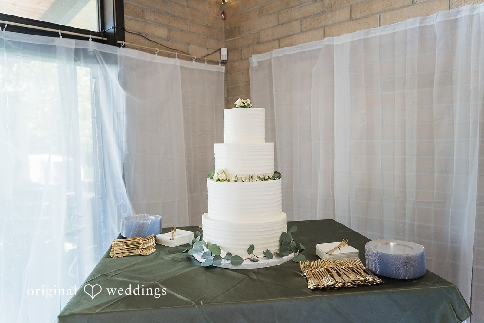 The Cove at Normandy Park Wedding // Mattison & Peter -