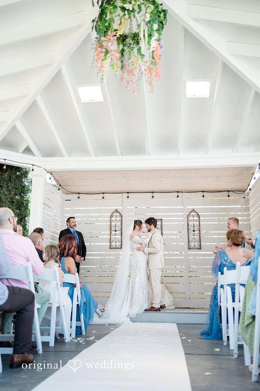 The Nantucket Inn Anacortes Wedding // Kendall & Dean -