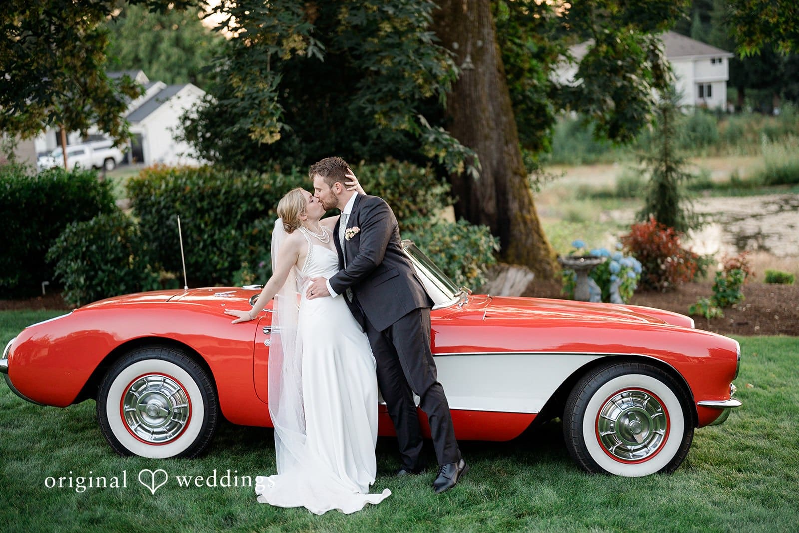 Washington Backyard Wedding // Madeleine & Jason -