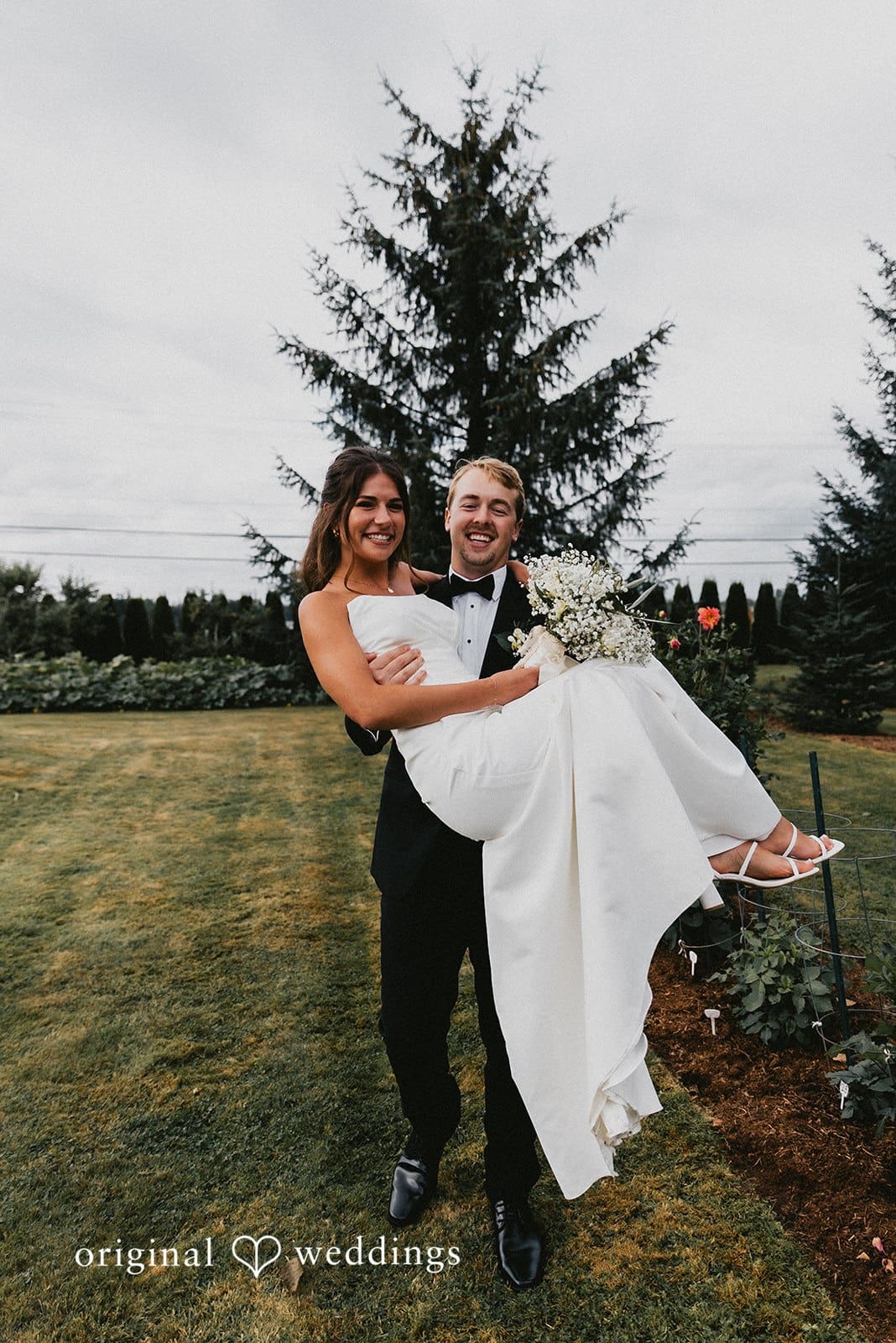 Washington Backyard Wedding // Olivia & Reid -