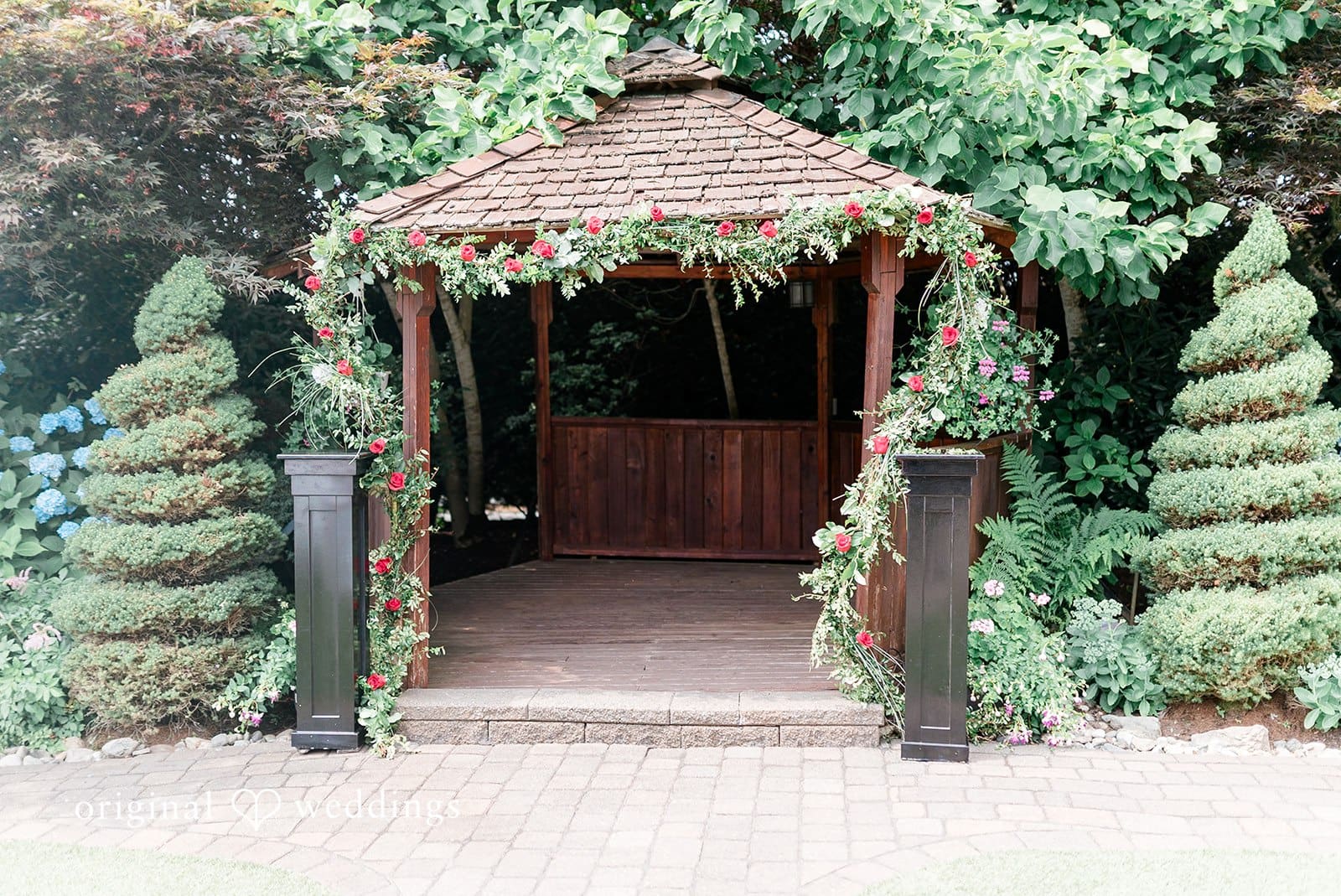 Winding Path Gardens Wedding // Brandon & Stephanie -