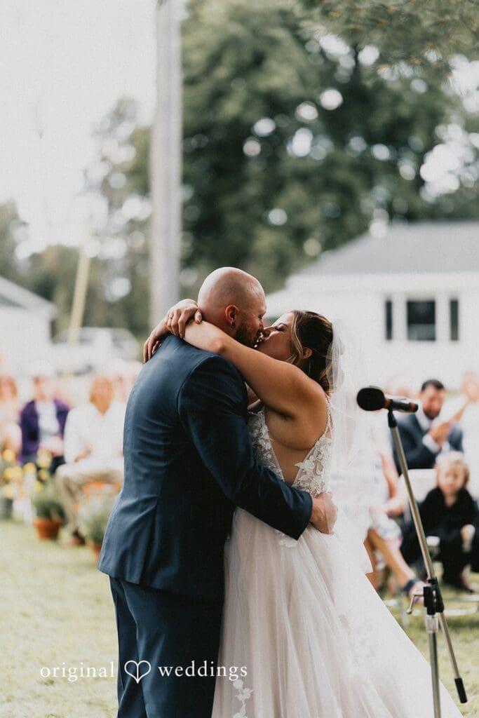 Wisconsin Backyard Wedding // Dalina & Alex -