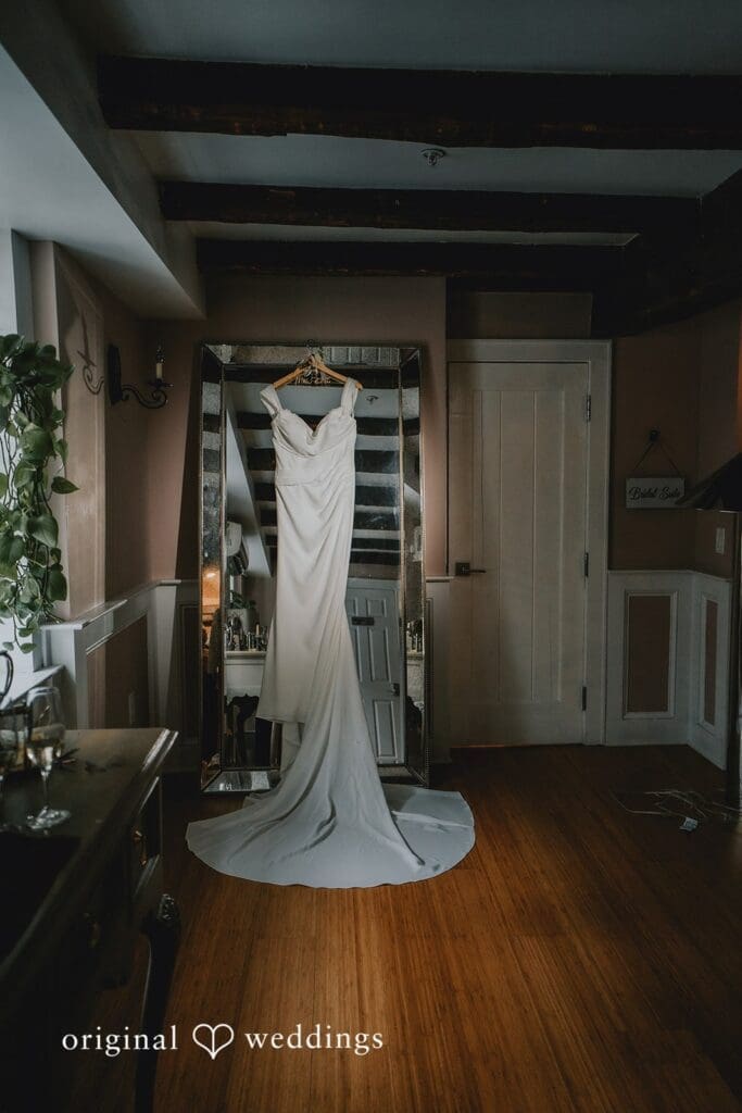 61__A9B4142 The Farmhouse Wedding // Angela & Logan -