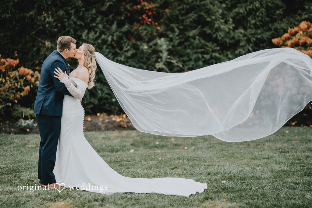 796__A9B4820-1 The Farmhouse Wedding // Angela & Logan -