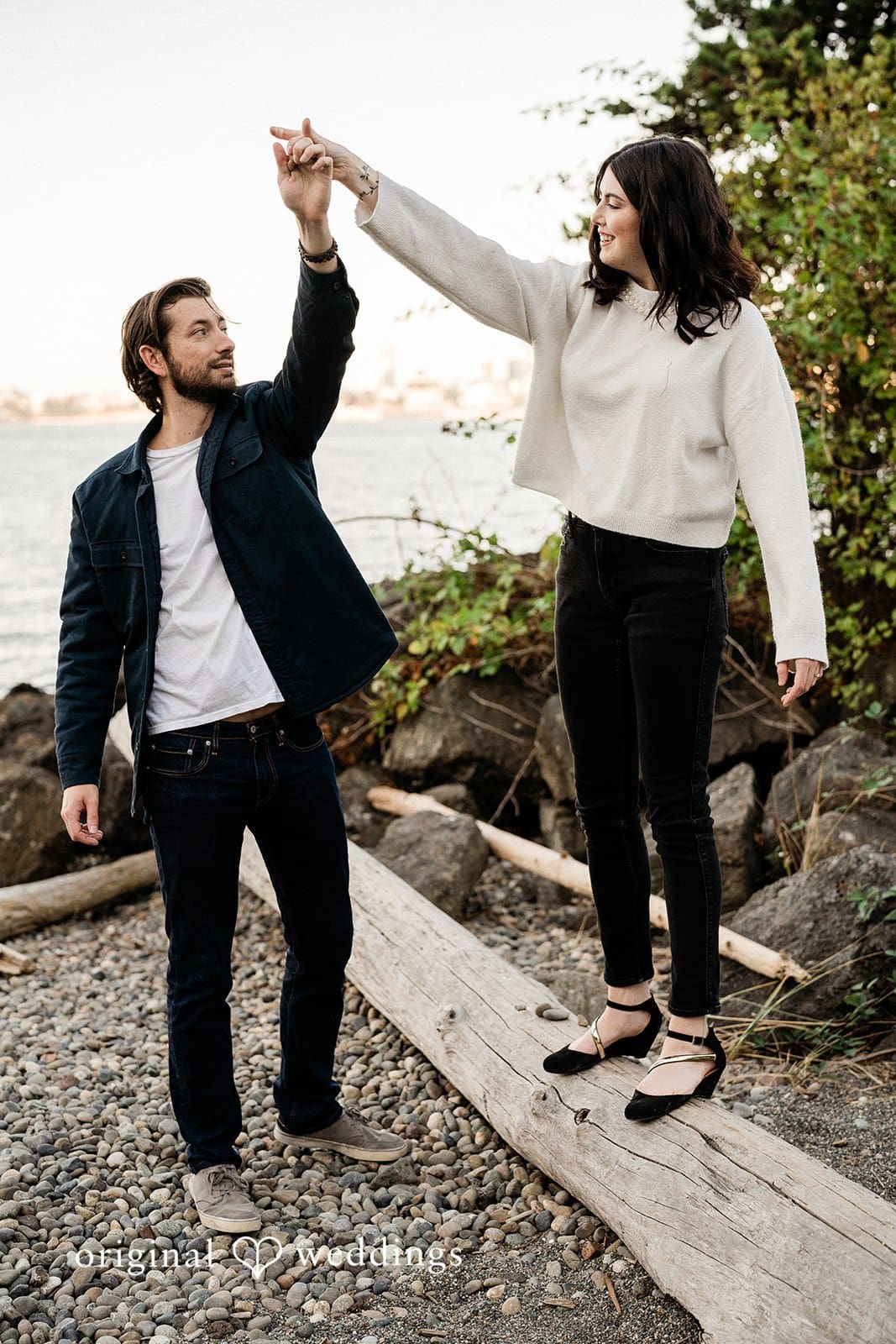 Alki Beach Engagement // Gillian & Joshua -
