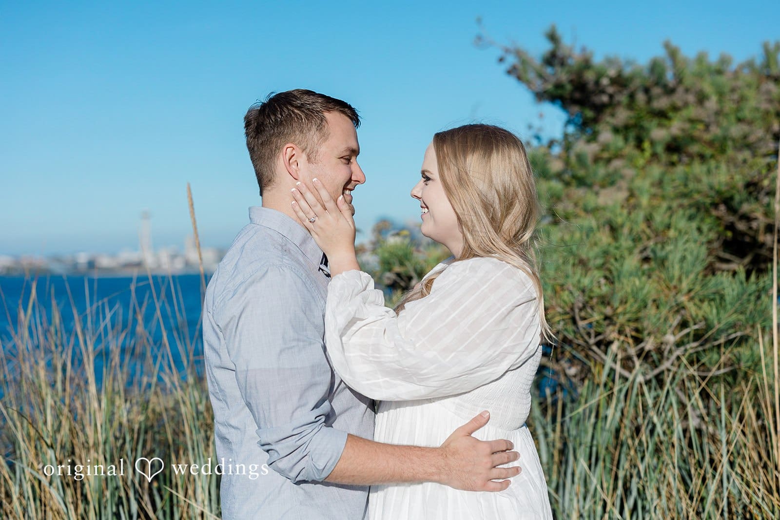 Alki Beach Pier Engagement // Tracey & Zachary -