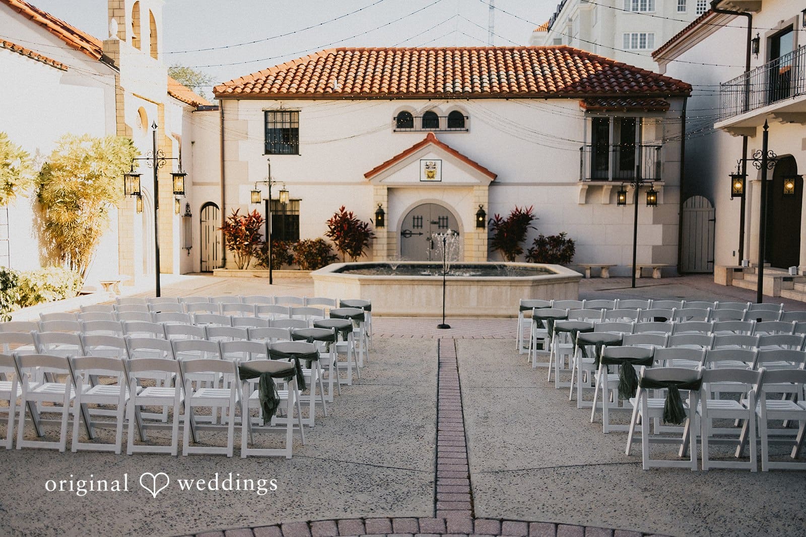 Bishop Museum of Science and Nature Wedding // Emily & Collin -