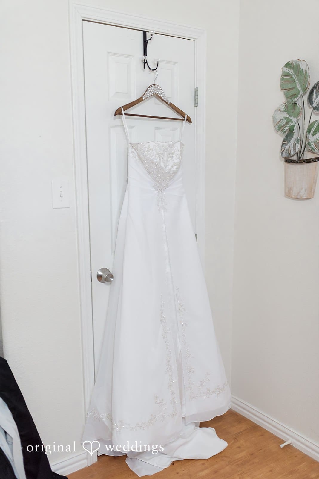 Circle of Seven Ranch Wedding // Gregory & Emma -