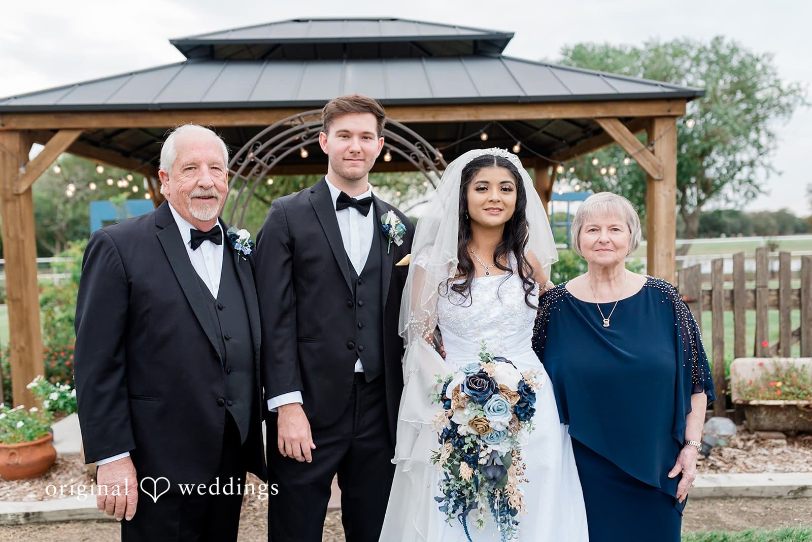 Circle of Seven Ranch Wedding // Gregory & Emma -