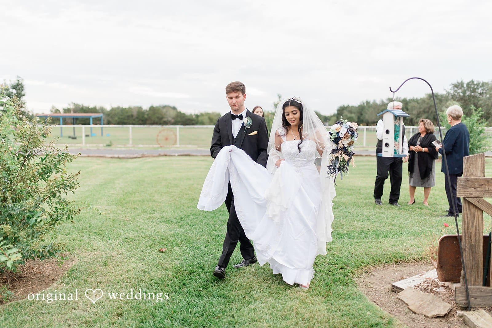 Circle of Seven Ranch Wedding // Gregory & Emma -