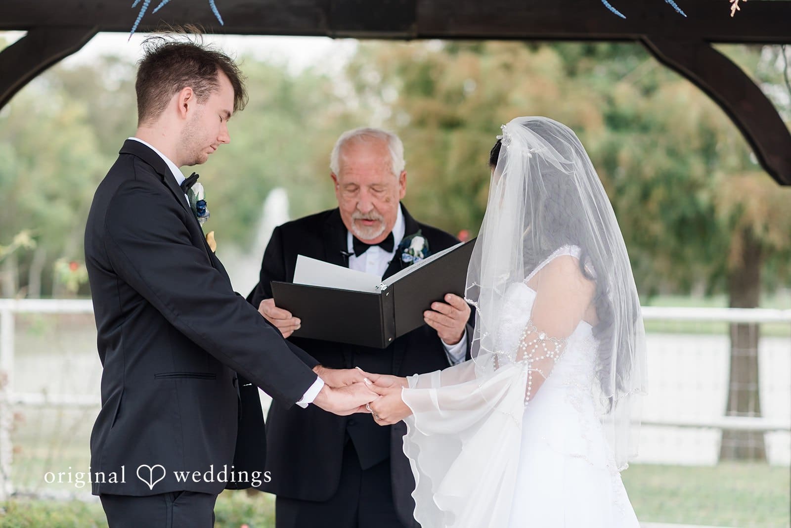 Circle of Seven Ranch Wedding // Gregory & Emma -