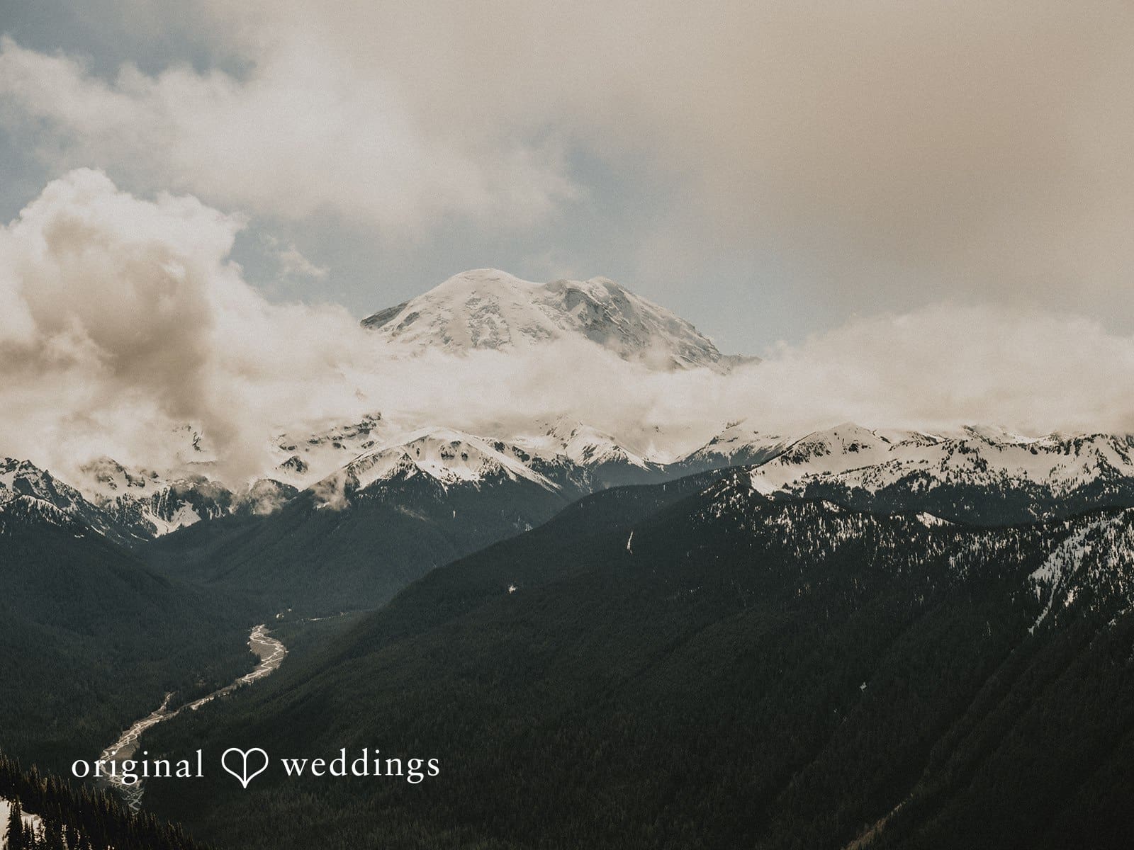 Crystal Mountain Resort Wedding // Isa & Grant -
