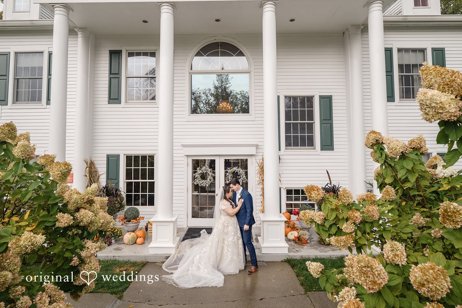 Curry Estate Wedding // Simone & Nick -