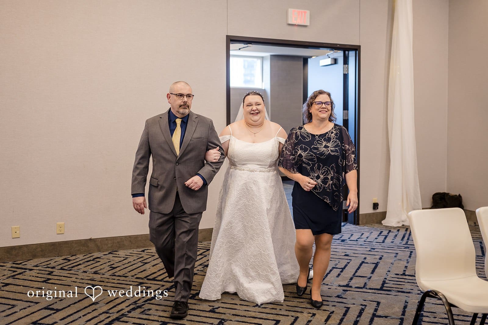 East Town Ballroom at the Courtyard Minneapolis Wedding // Catherine & Alexander -