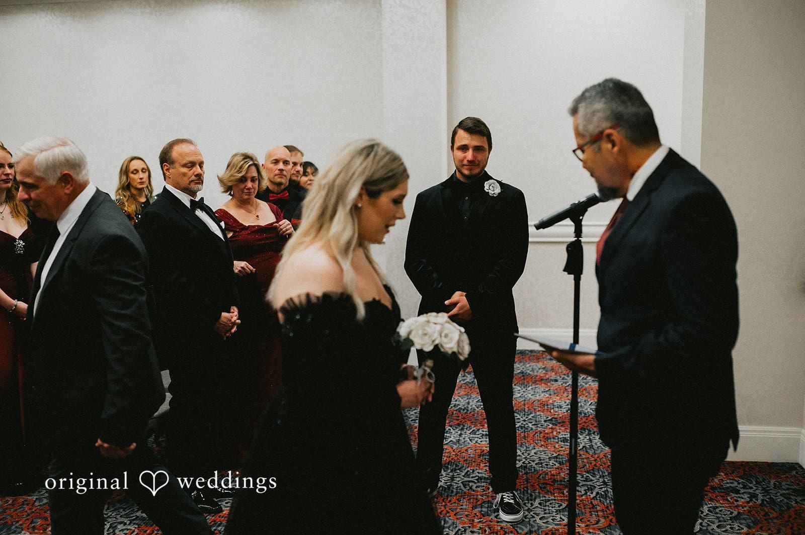 Embassy Suites Downtown Portland Wedding // Demeraye & Austin -