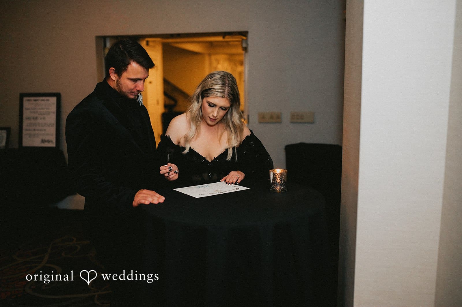Embassy Suites Downtown Portland Wedding // Demeraye & Austin -
