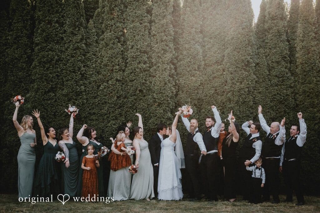 Second Shooter or Solo Photographer? Portland Weddings Compared 10 second shooter or solo photographer guide for Portland weddings