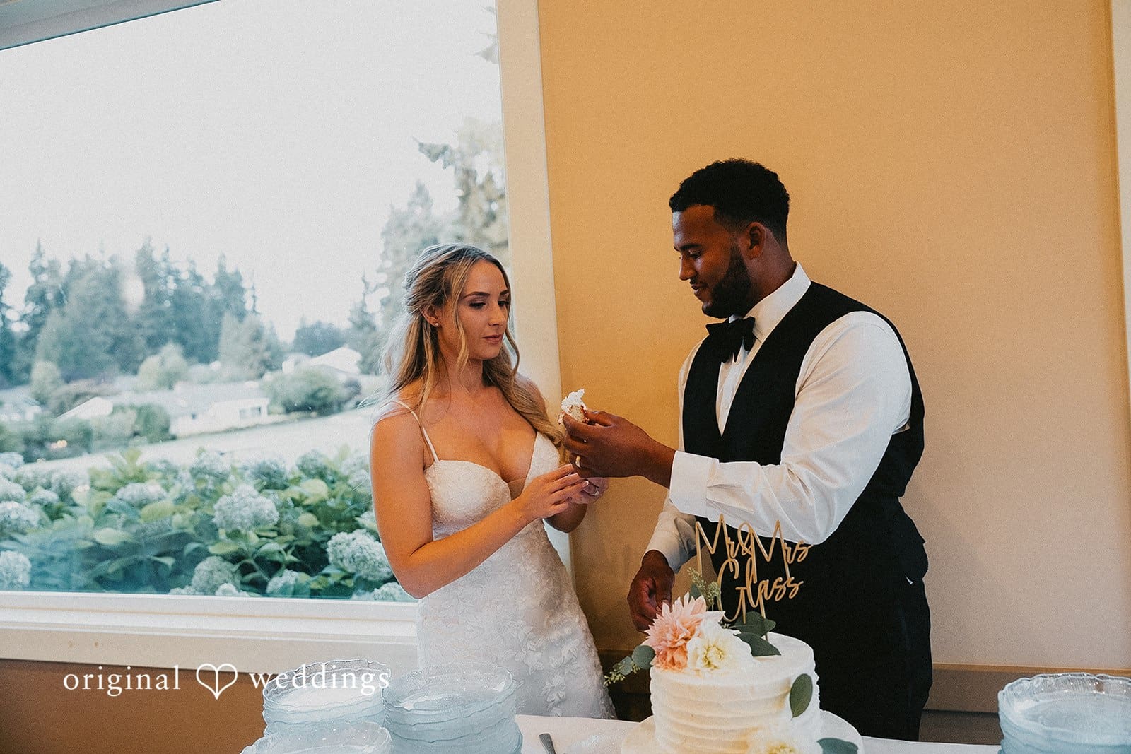 Fairwood Golf and Country Club Wedding // Ashley & Thomas -