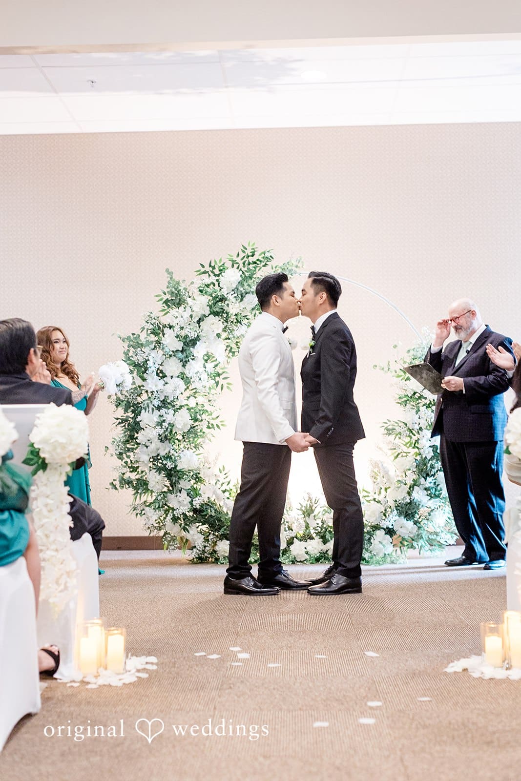 Four Points by Sheraton Wedding // Aris & Hekki -