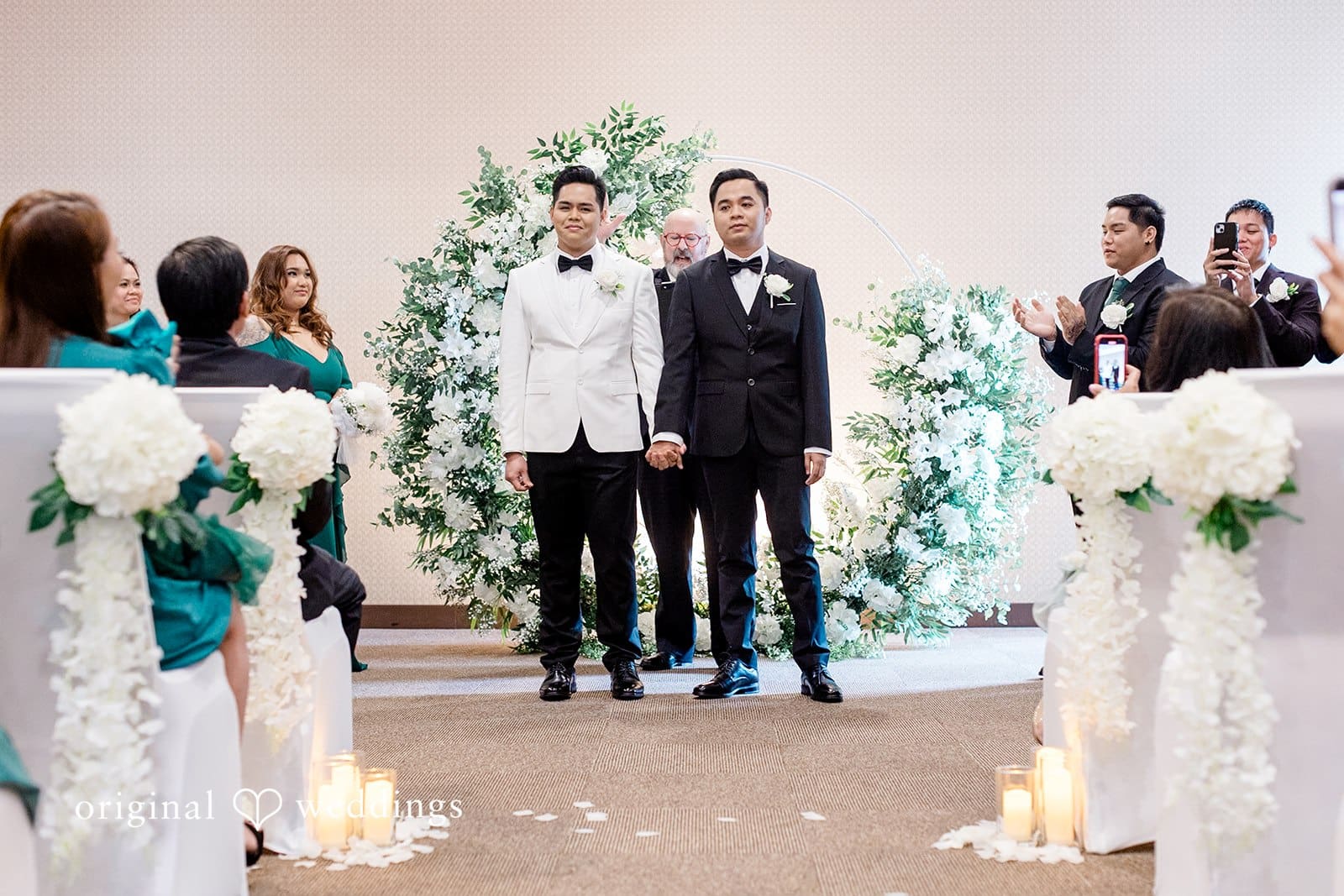 Four Points by Sheraton Wedding // Aris & Hekki -