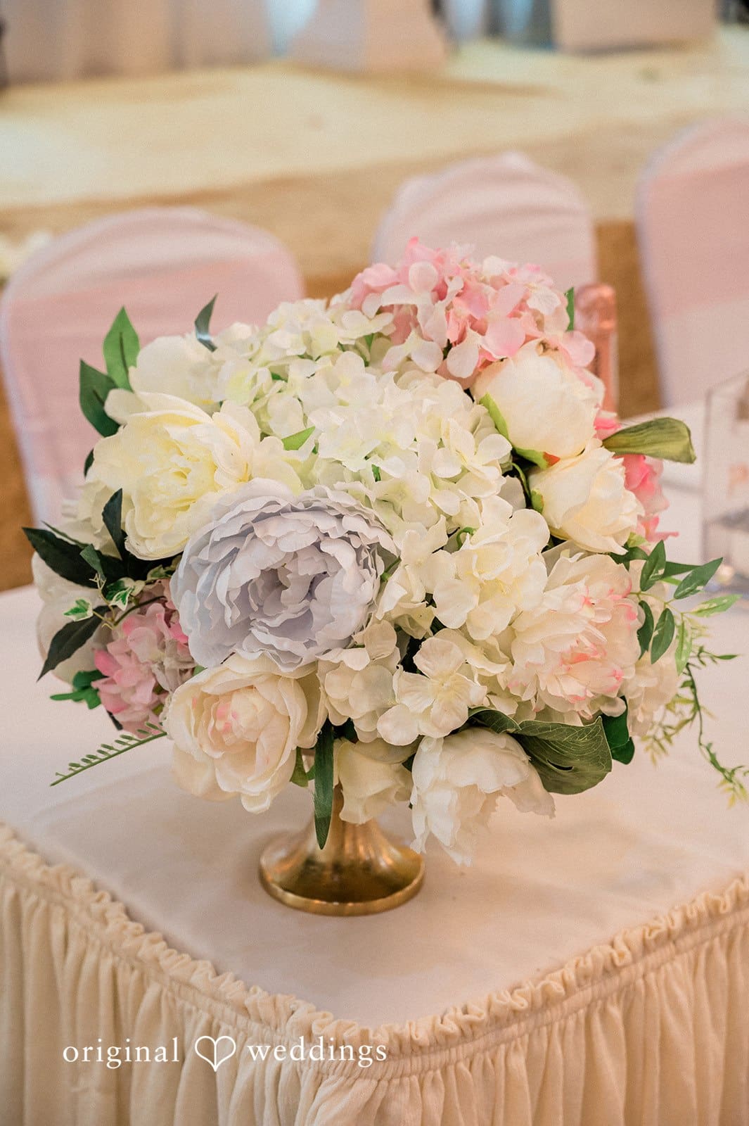 Golden Complex Banquet Hall Wedding // Vicky & Za -