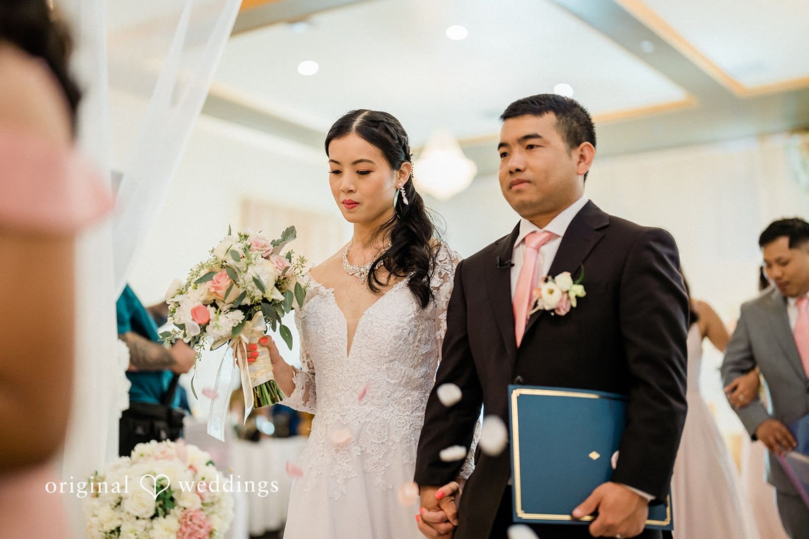 Golden Complex Banquet Hall Wedding // Vicky & Za -
