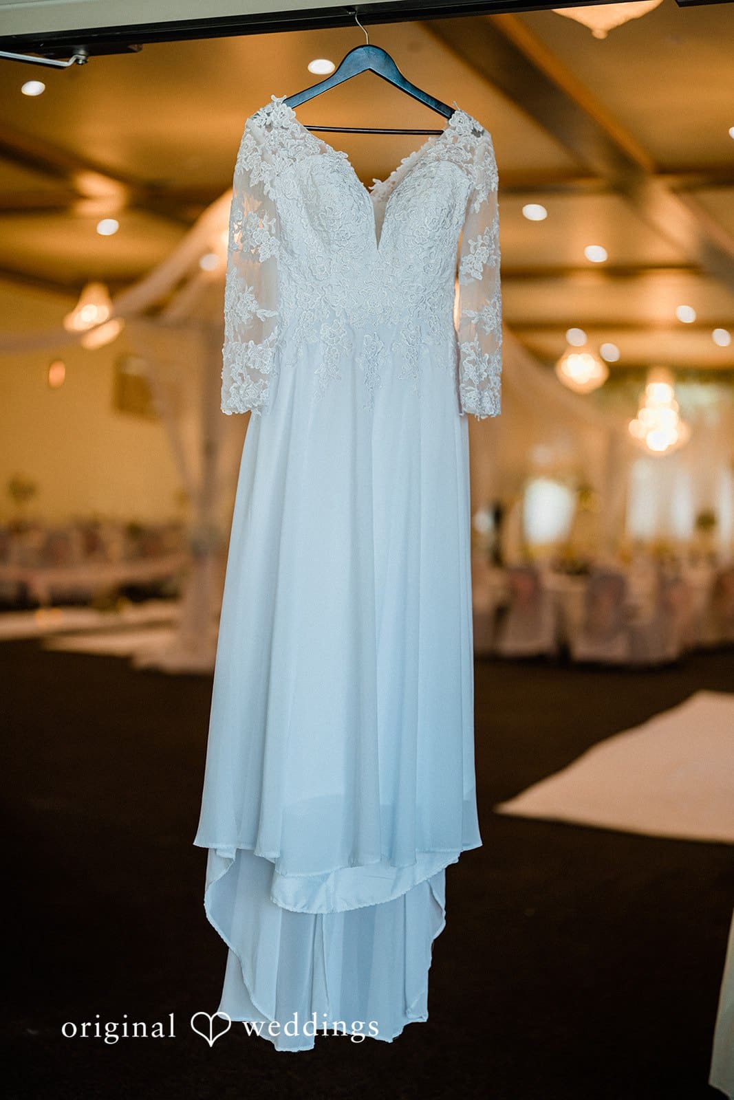 Golden Complex Banquet Hall Wedding // Vicky & Za -