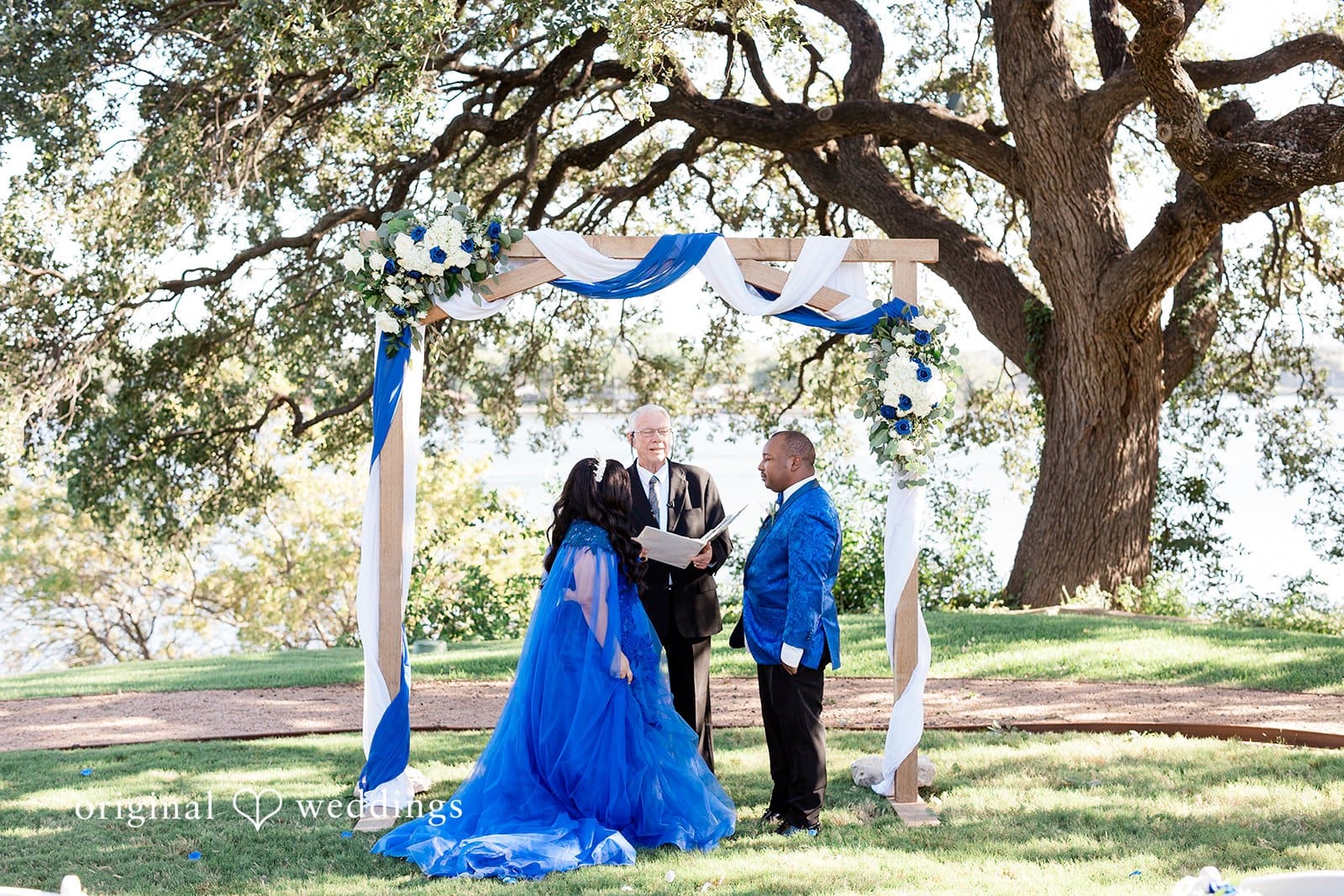 Inn on Lake Granbury Wedding // Simone & Keaton -